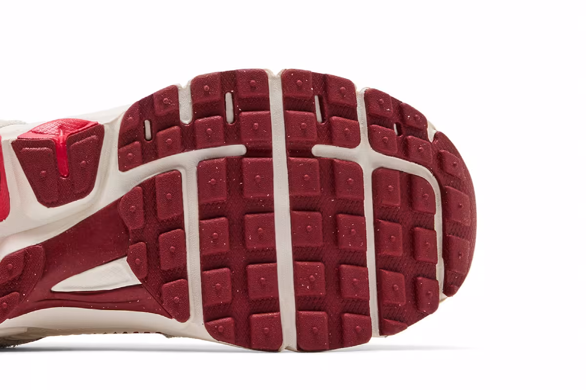Nike Vomero 5 GS Sail Team Crimson, view 6