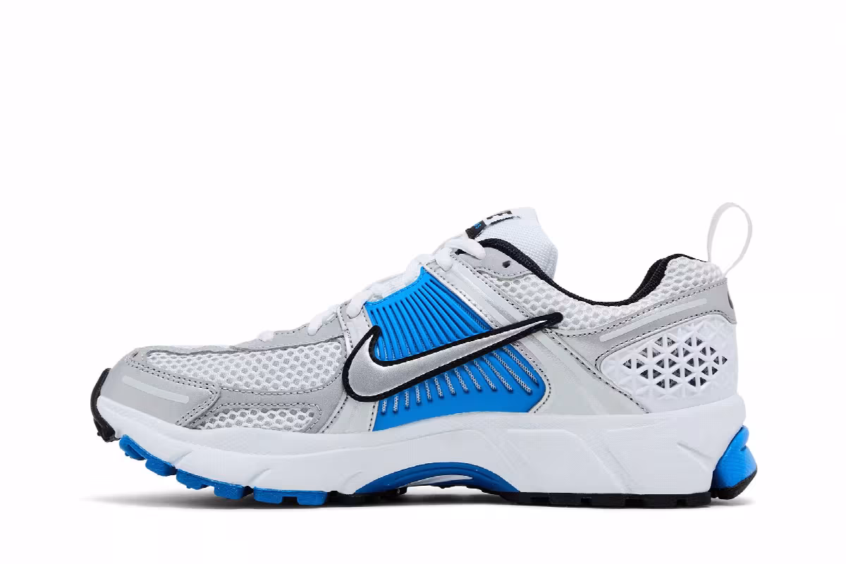 Nike Vomero 5 GS Light Photo Blue Metallic Silver, view 4