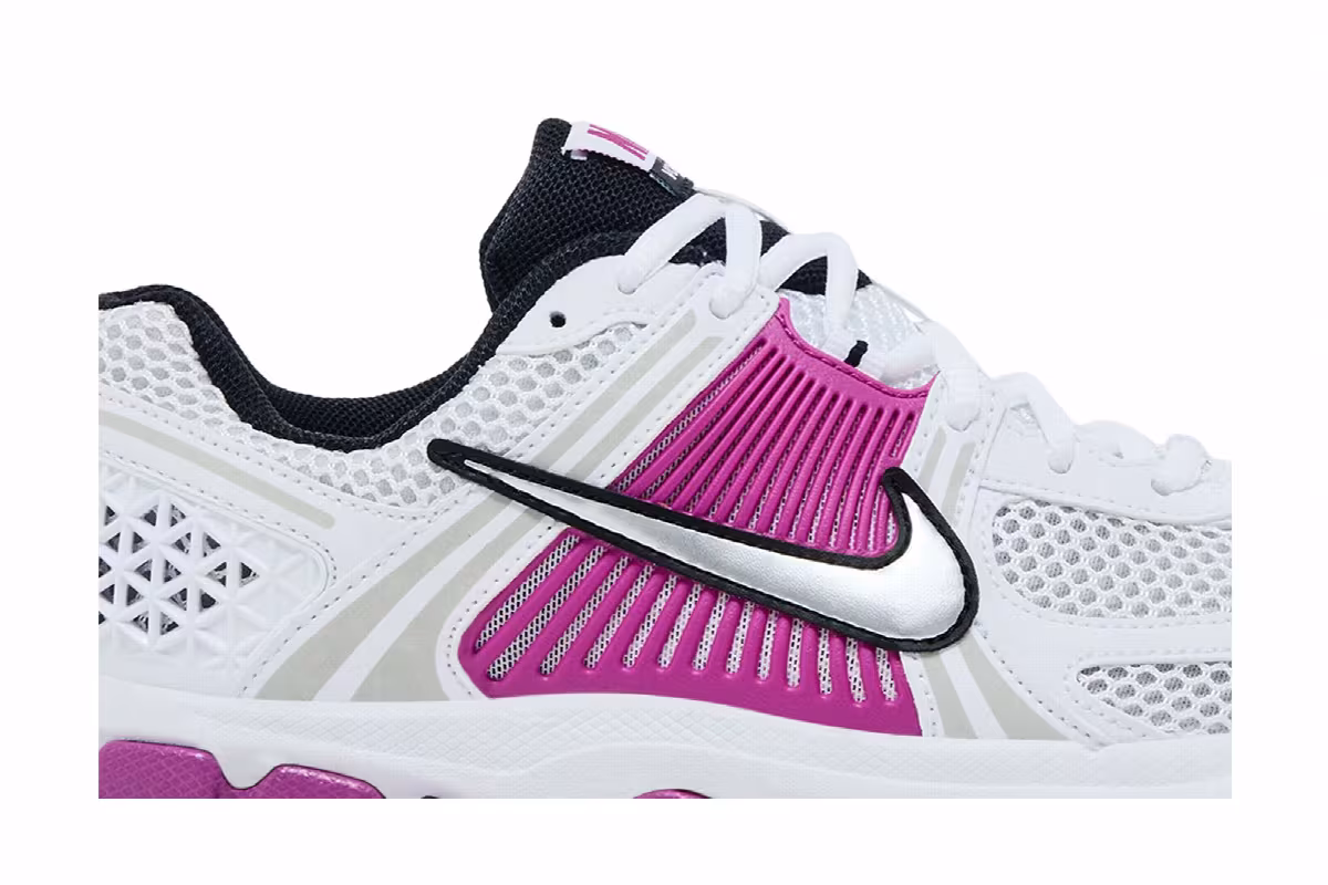 Nike Vomero 5 GS Hot Fuchsia, view 3