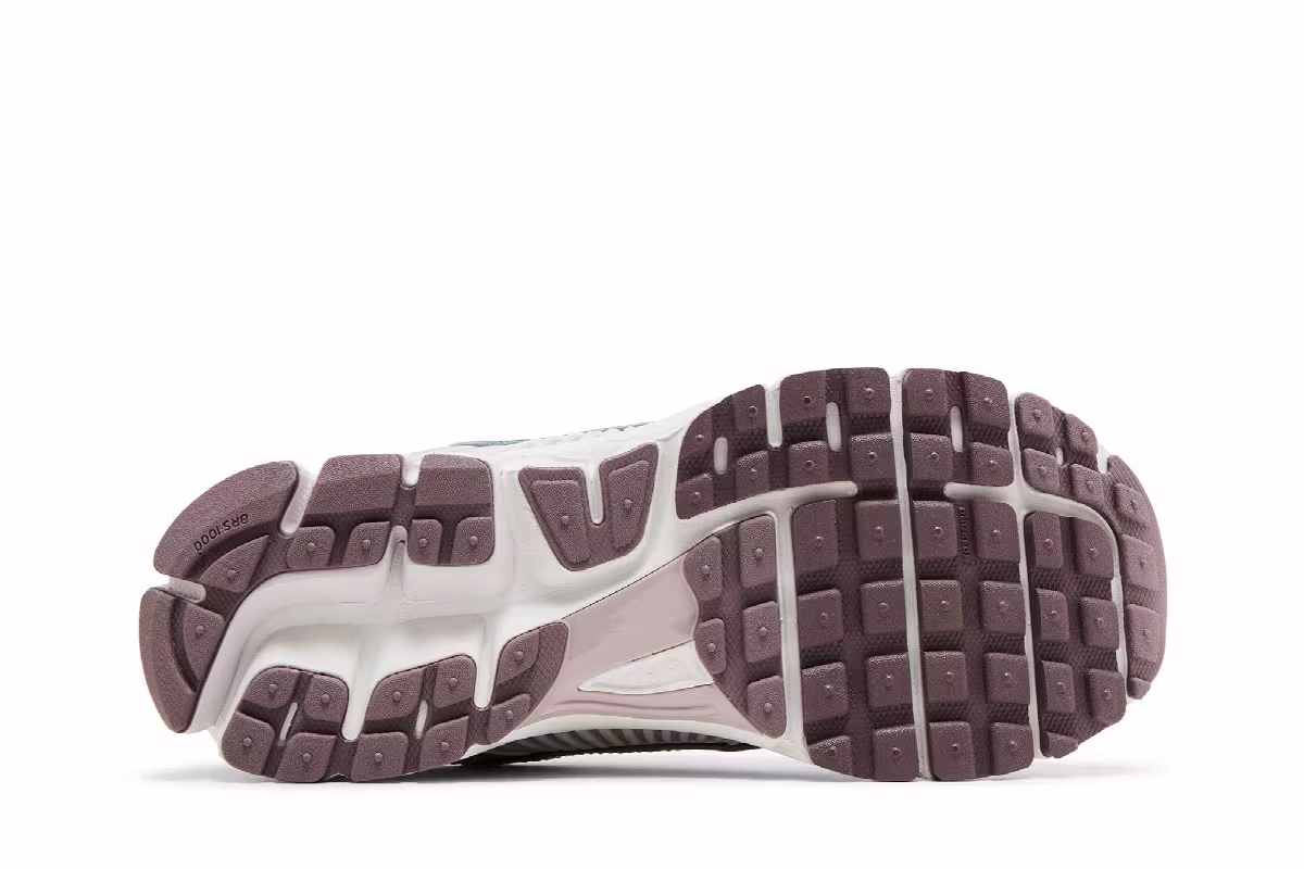 Nike Women's Air Zoom Vomero 5 Chrome Platinum Violet, view 5