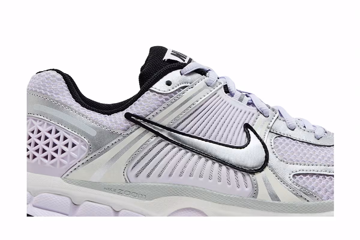 Nike Women's Air Zoom Vomero 5 Barely Grape, view 3
