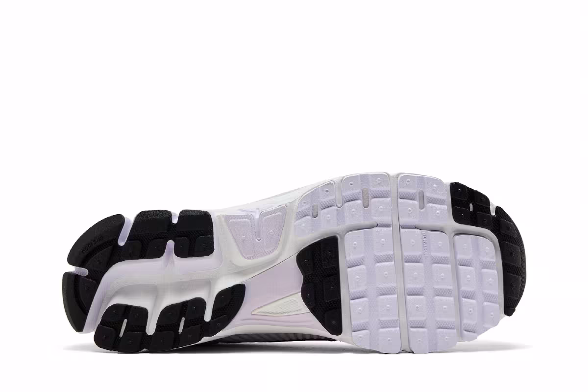 Nike Women's Air Zoom Vomero 5 Barely Grape, view 5