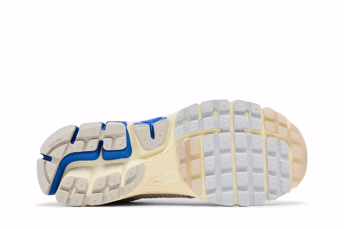 Nike Women's Air Zoom Vomero 5 Game Royal Coconut Milk, view 5