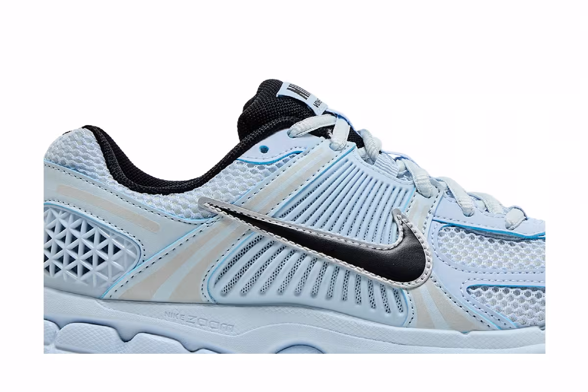 Nike Women's Air Zoom Vomero 5 Blue Tint, view 3