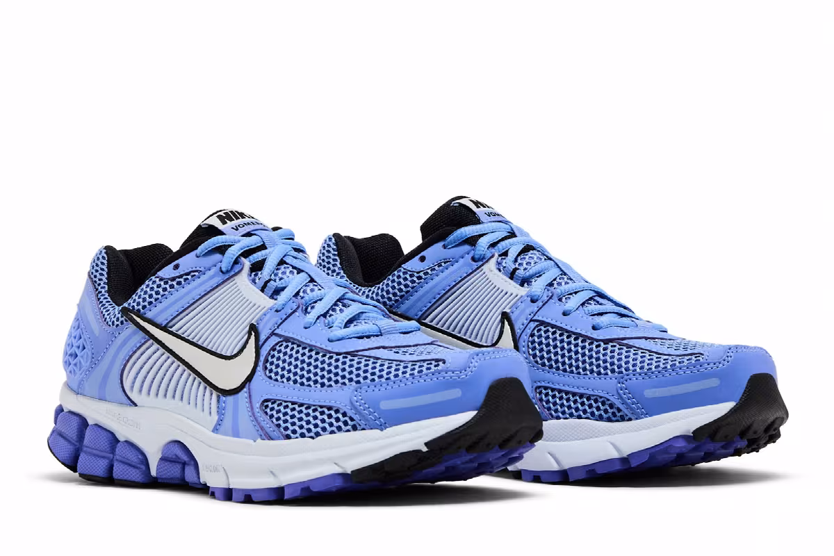 Nike Women's Air Zoom Vomero 5 Royal Pulse, view 9
