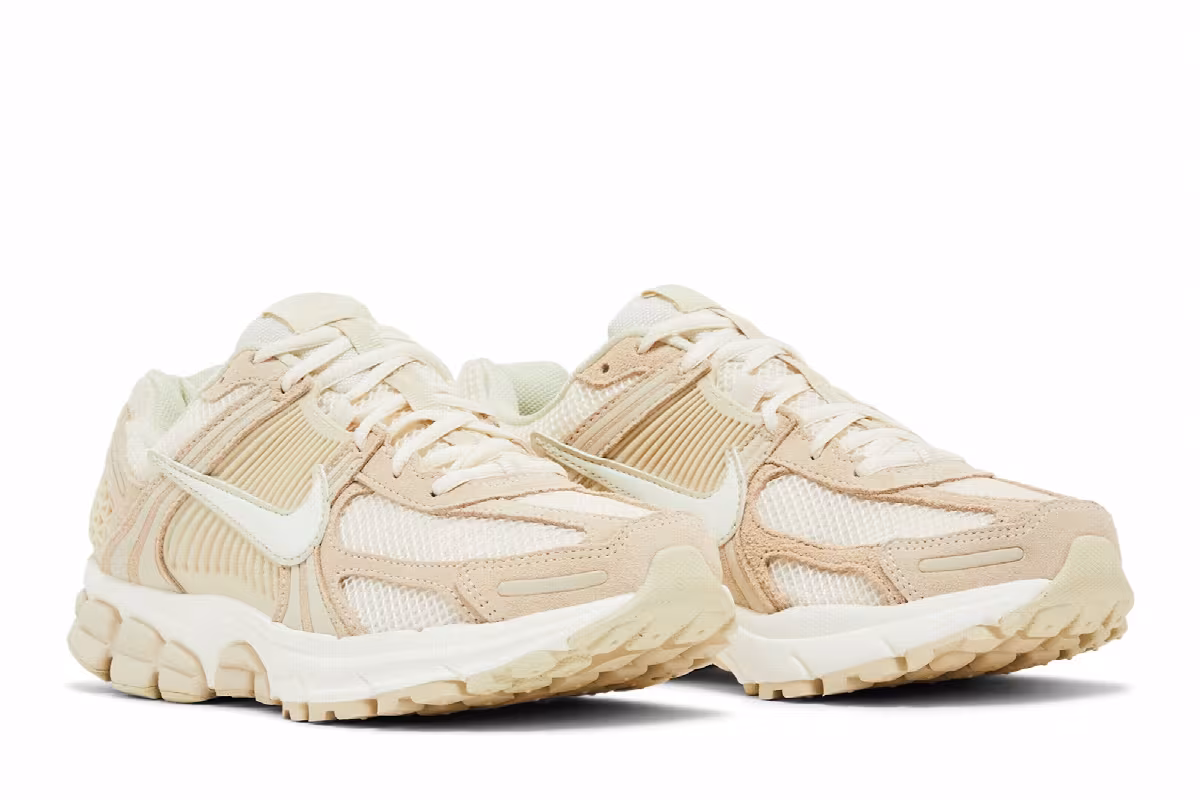 Nike Women's Air Zoom Vomero 5 Beach, view 9
