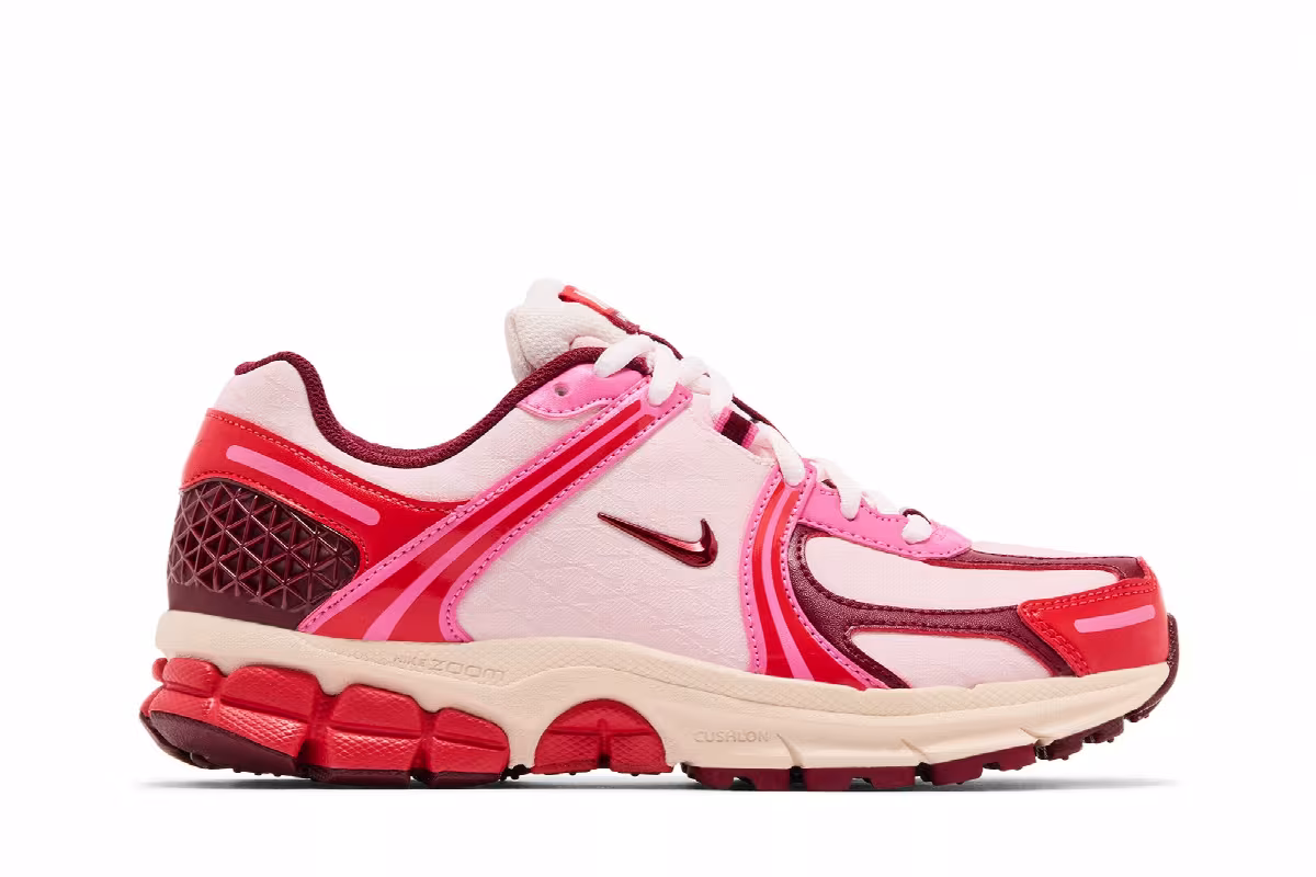 Nike Women's Air Zoom Vomero 5 Light Soft Pink Team Red, view 2