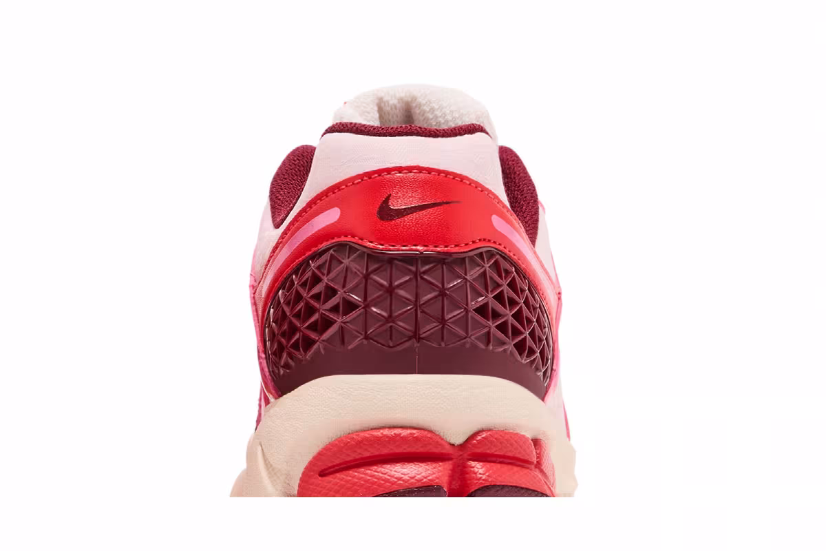 Nike Women's Air Zoom Vomero 5 Light Soft Pink Team Red, view 8