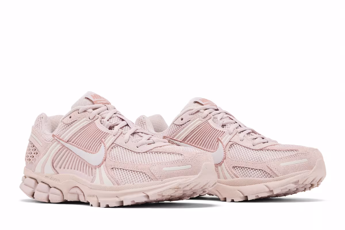 Nike Women's Zoom Vomero 5 Silt Red/Red Stardust/Vast Grey, view 9