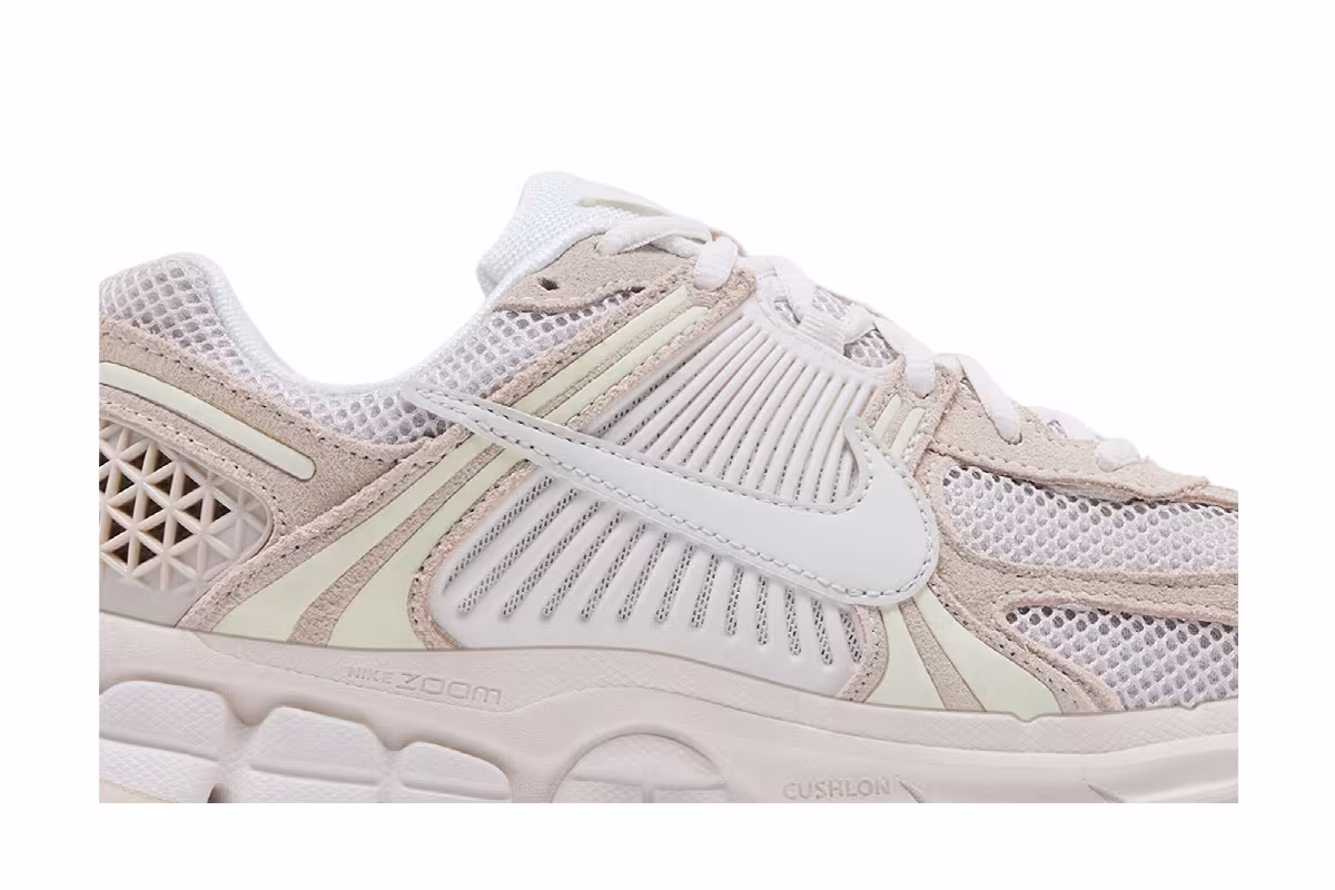 Nike Women's Zoom Vomero 5 Phantom/Light Bone/Sail, view 3