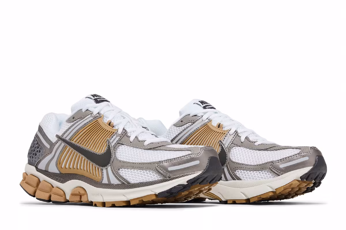 Nike Air Zoom Vomero 5 Metallic Pewter, view 9