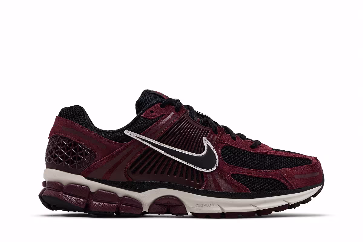 Nike Air Zoom Vomero 5 Dark Team Red, view 2