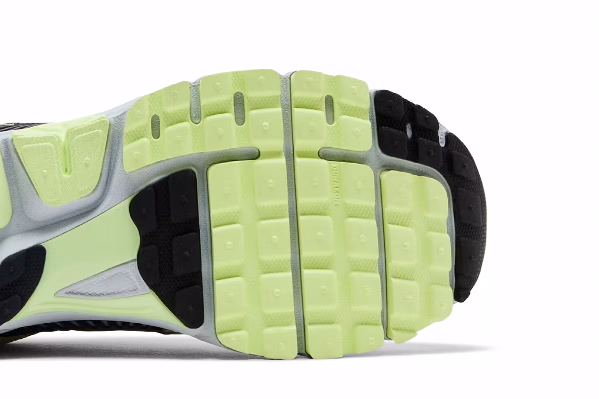 Nike Air Zoom Vomero 5 Barely Volt, view 6