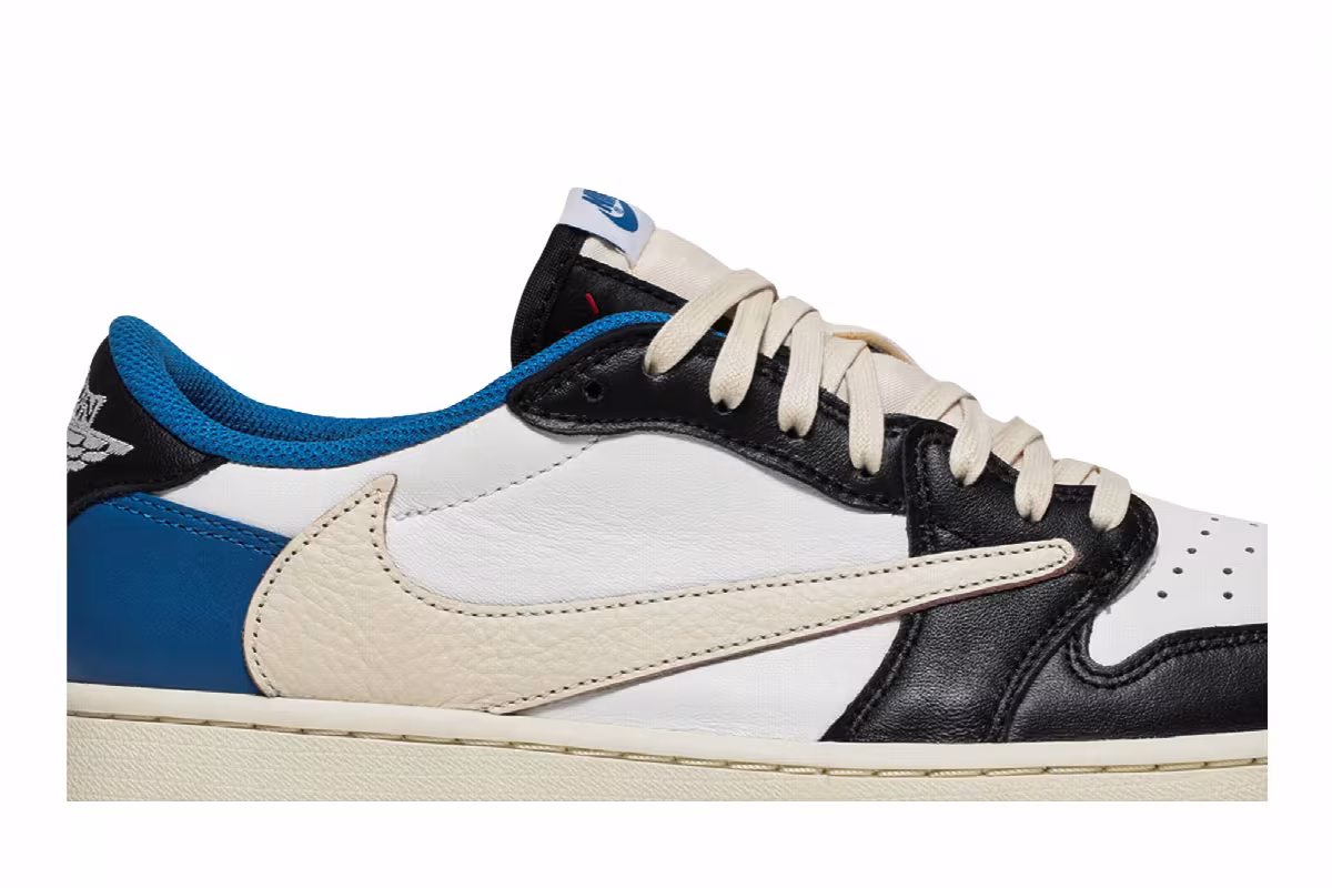 Fragment Design x Travis Scott x Air Jordan 1 Low, view 3