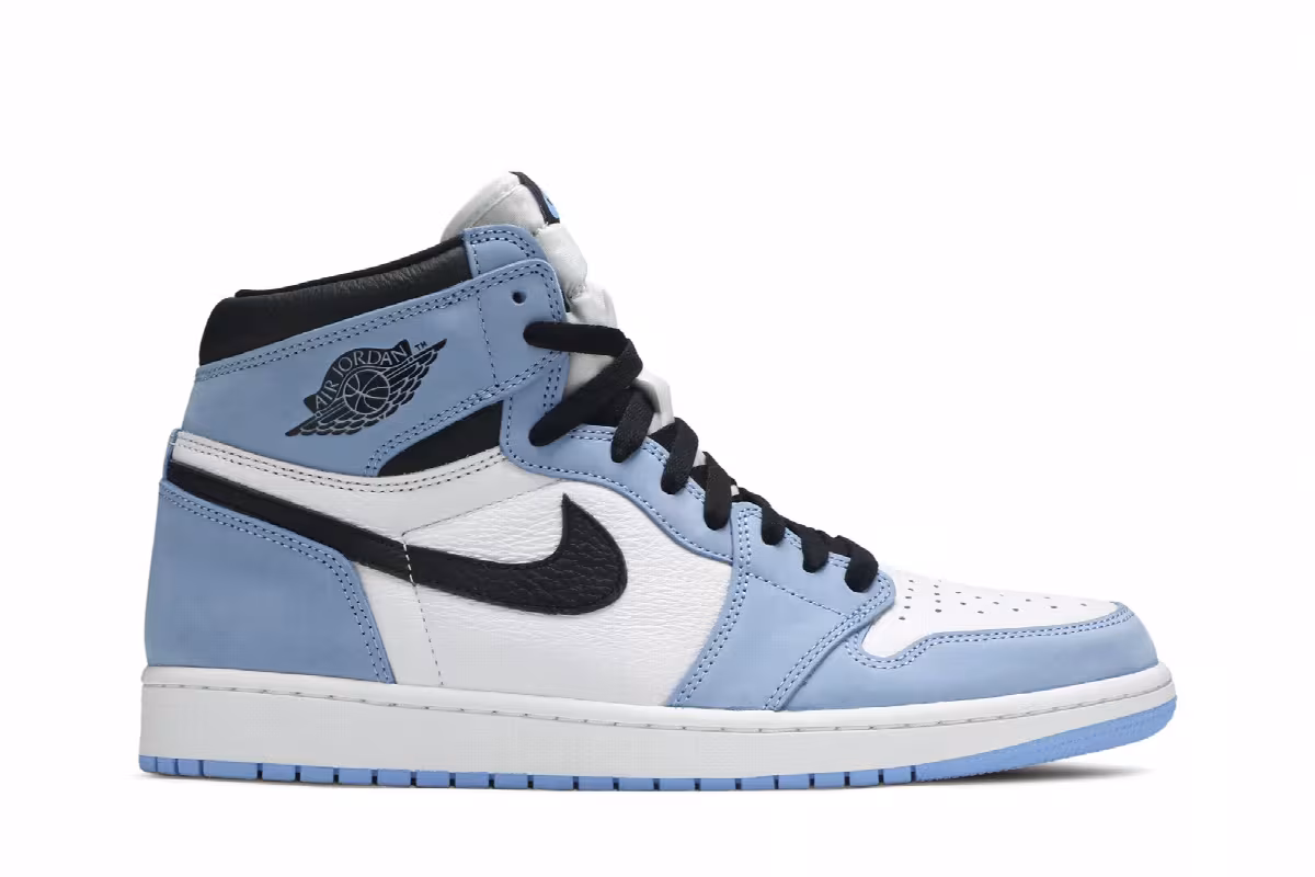 Air Jordan 1 High OG University Blue, view 2
