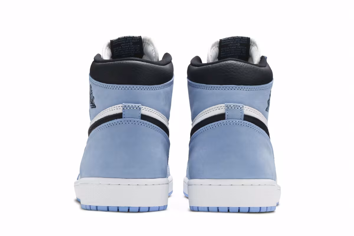 Air Jordan 1 High OG University Blue, view 7