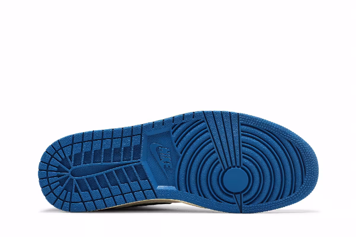 Fragment Design x Travis Scott x Air Jordan 1 High, view 5