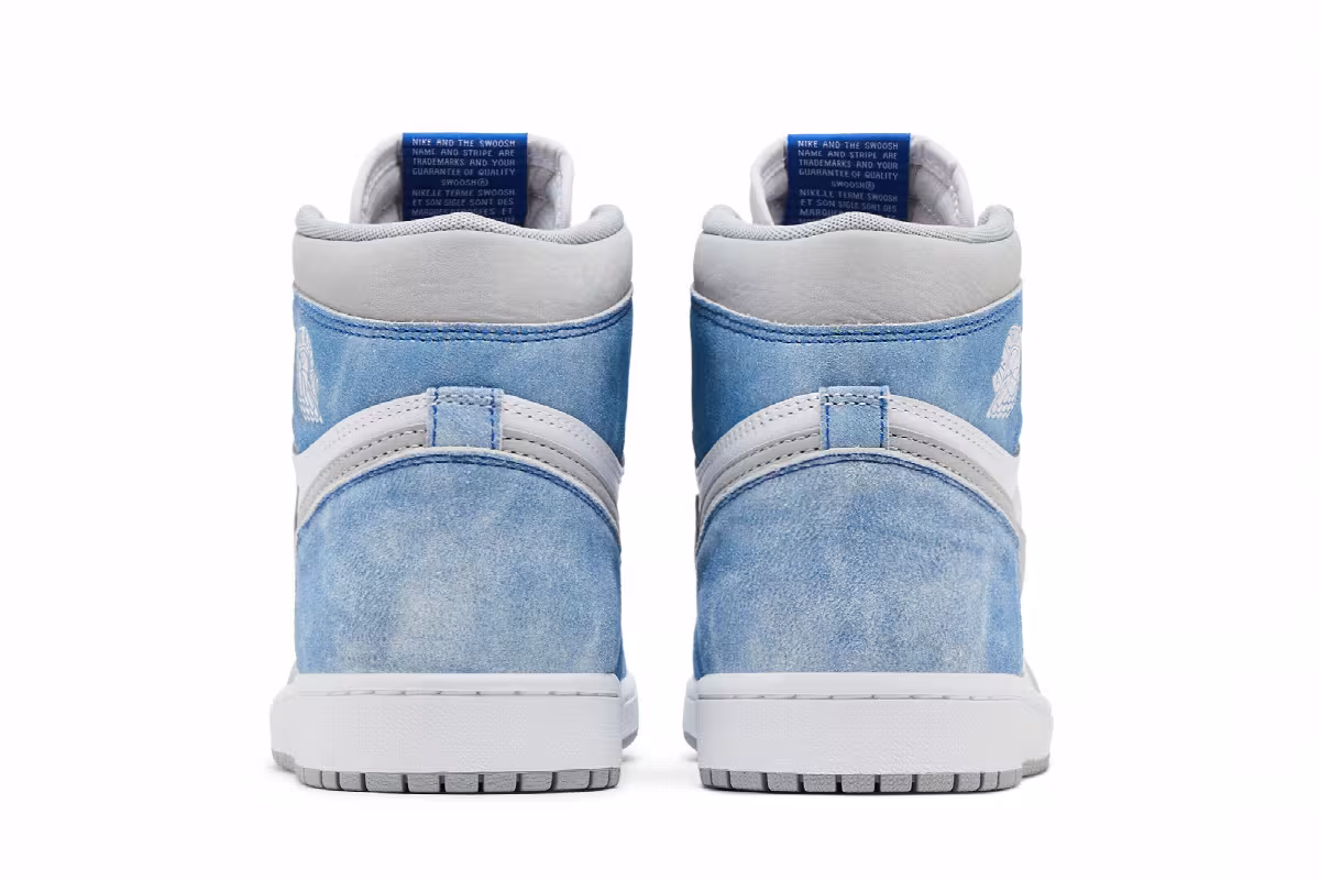 Air Jordan 1 High OG Hyper Royal, view 7