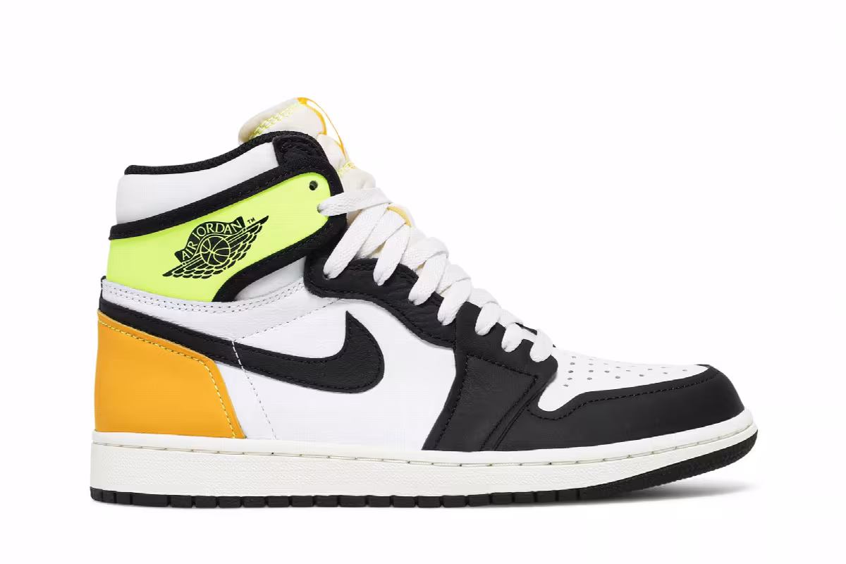 Air Jordan 1 High OG Volt Gold, view 2