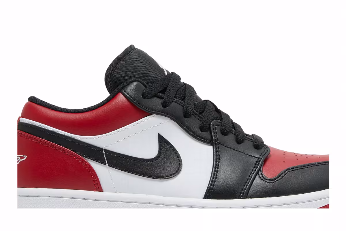 Air Jordan 1 Low Bred Toe, view 3