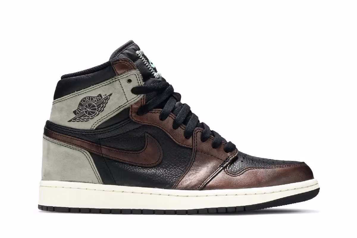 Air Jordan 1 High OG Patina, view 2