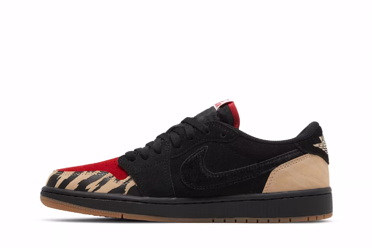 SoleFly x Air Jordan 1 Low OG SP Everglades, view 4