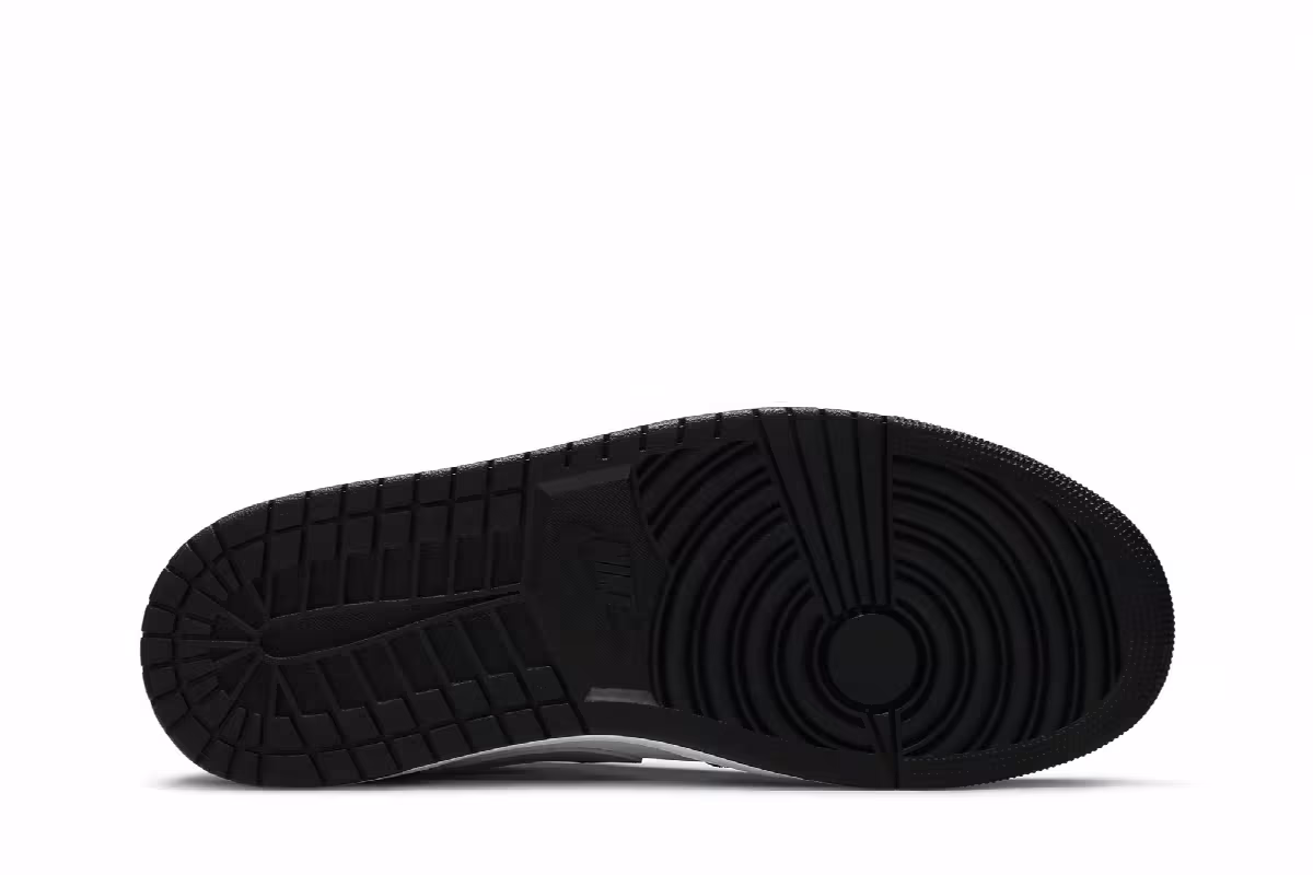Air Jordan 1 Low Black Medium Grey, view 5