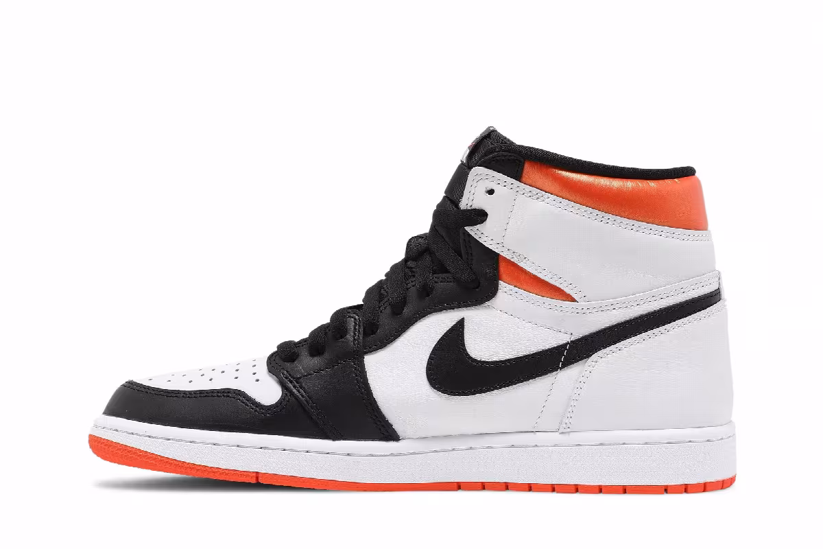 Air Jordan 1 High OG Electro Orange, view 4