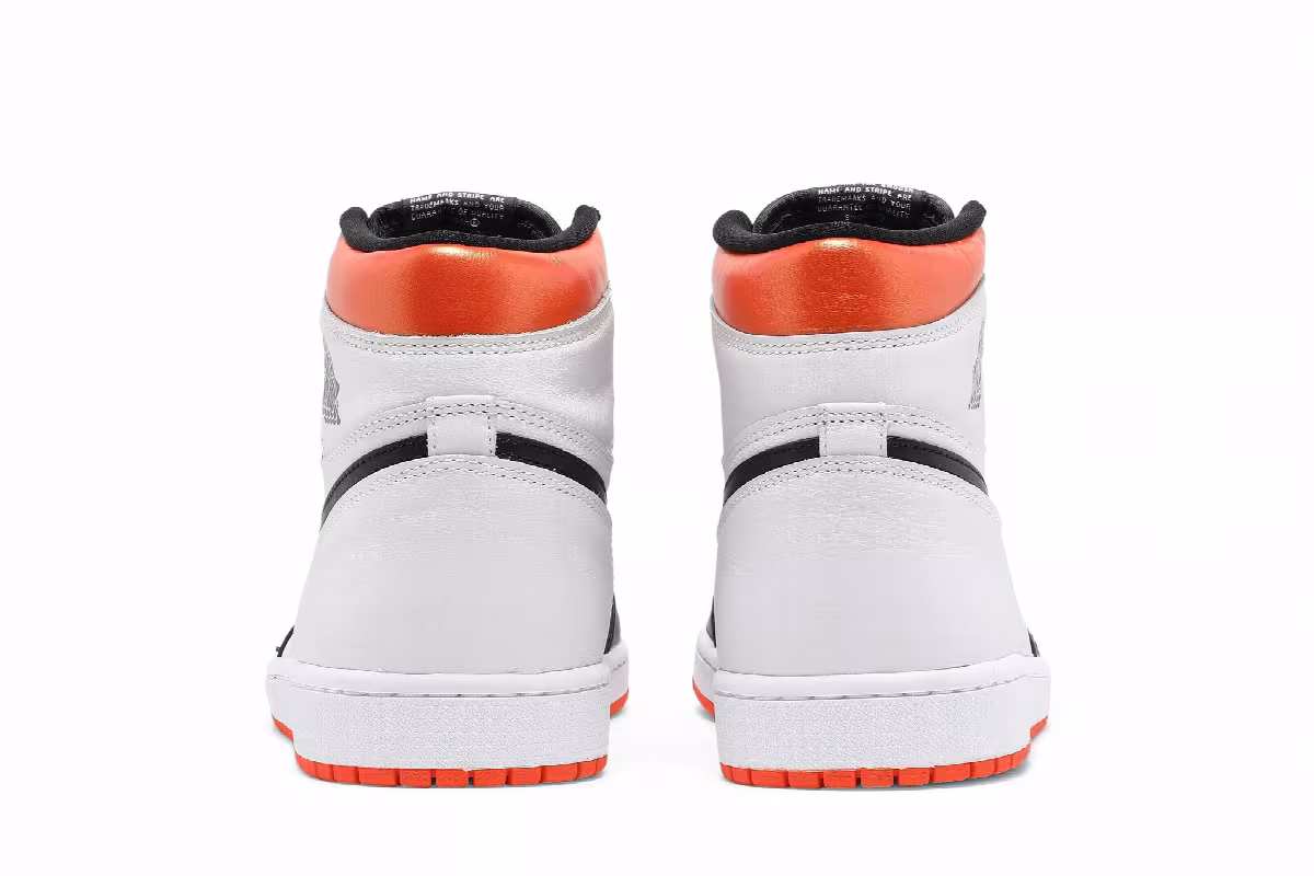 Air Jordan 1 High OG Electro Orange, view 7
