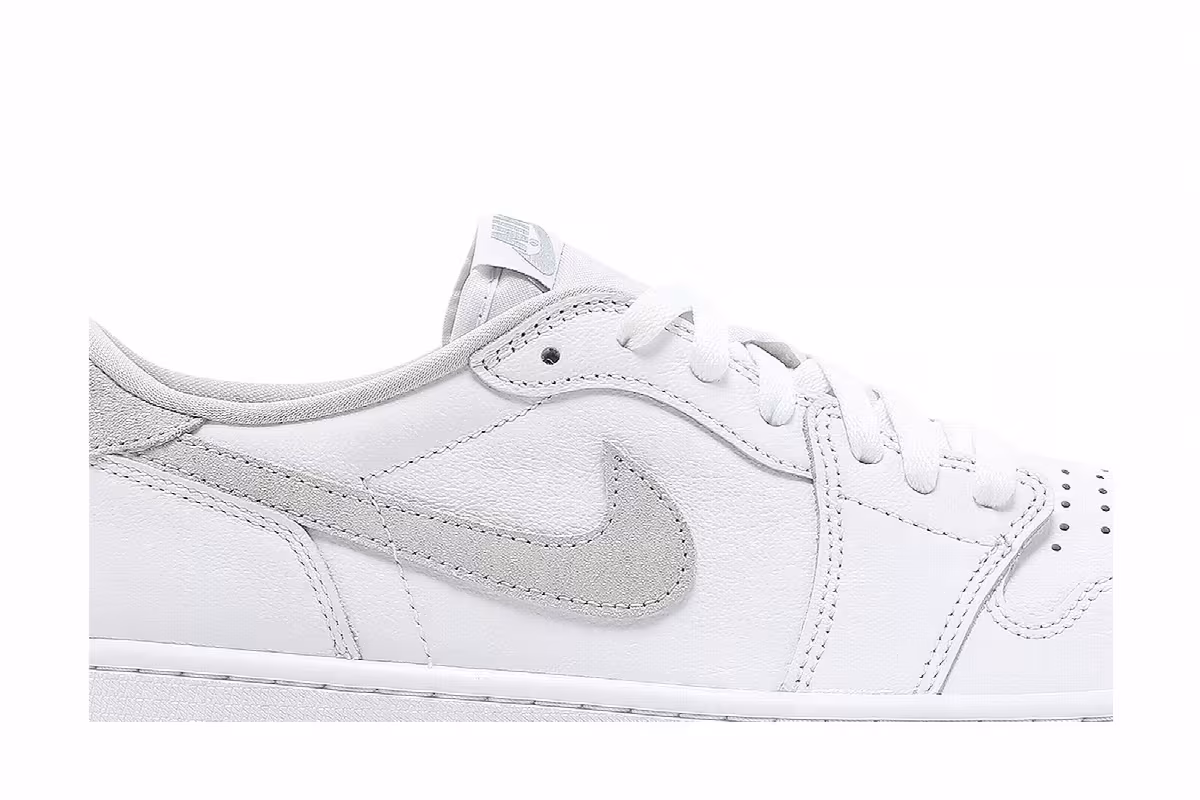 Air Jordan 1 Low OG Particle Grey 2021, view 3