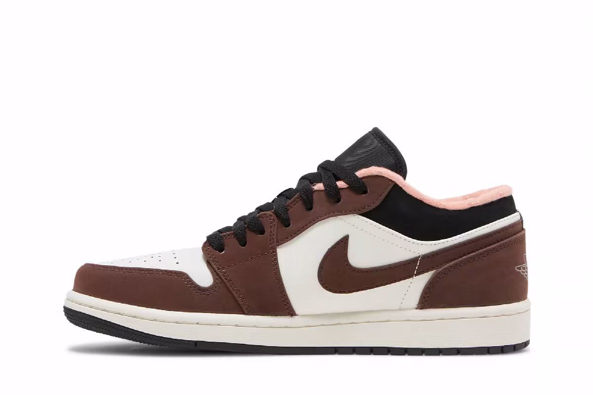 Air Jordan 1 Low Mocha, view 4