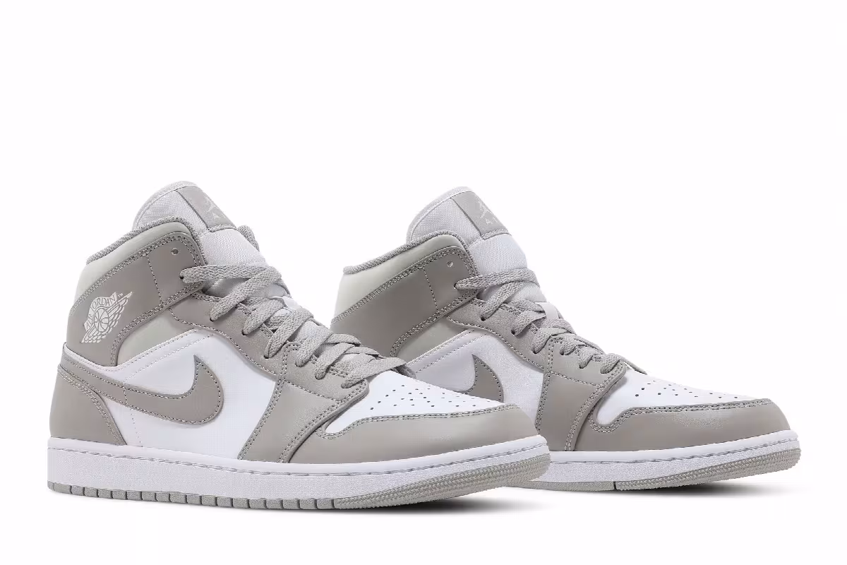 Air Jordan 1 Mid College Grey, view 9