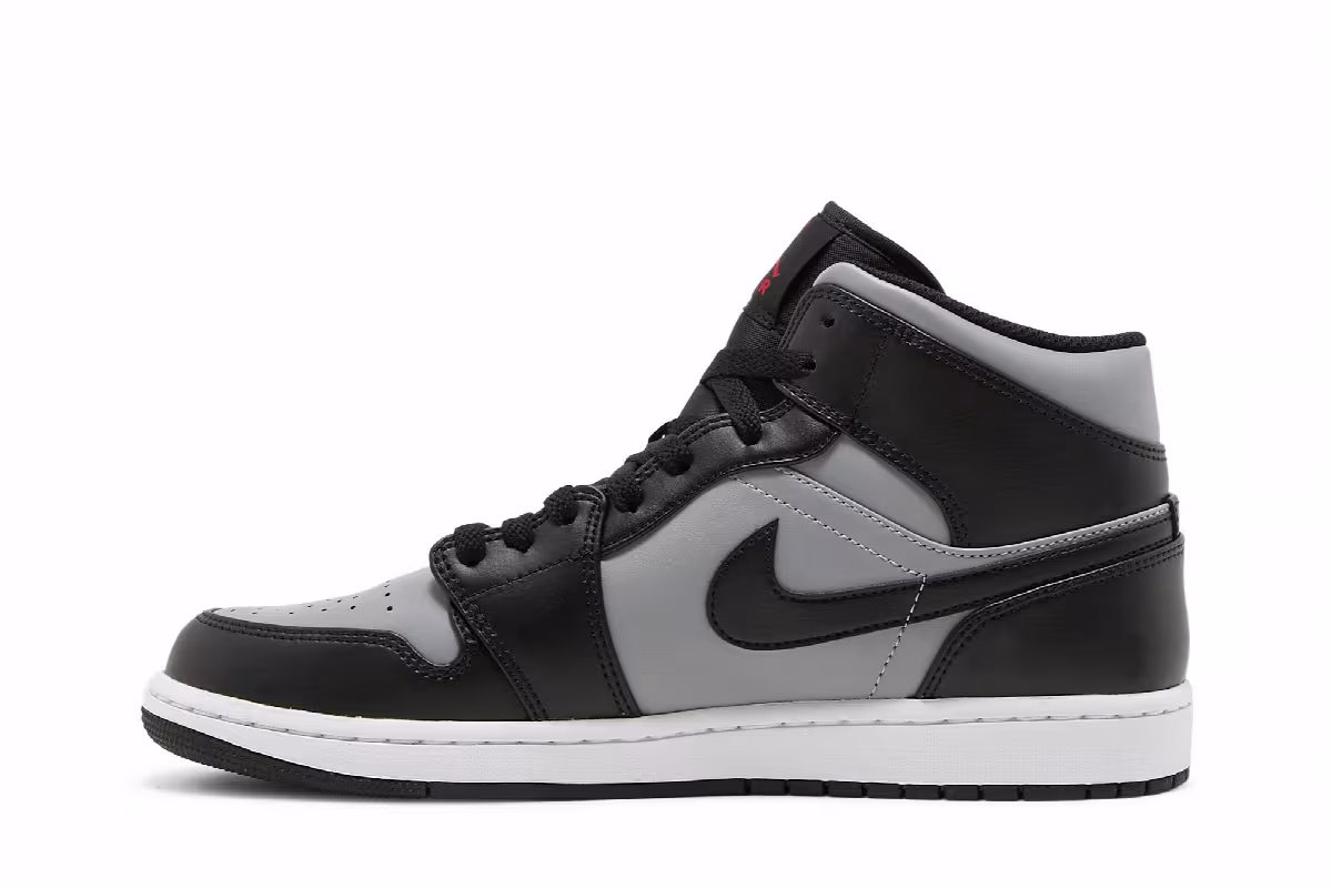 Air Jordan 1 Mid Shadow, view 4