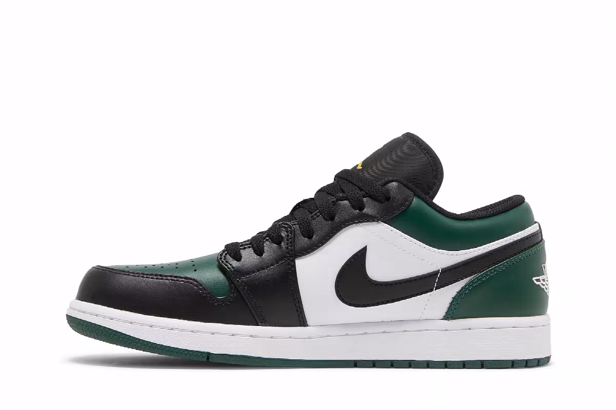Air Jordan 1 Low Green Toe, view 4