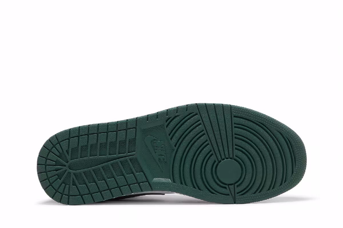 Air Jordan 1 Low Green Toe, view 5