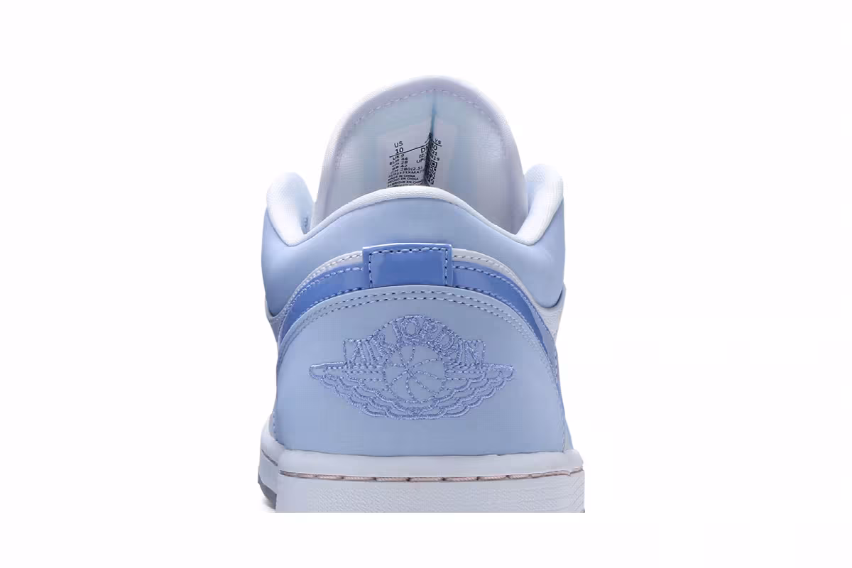 Air Jordan 1 Low SE Mighty Swooshers, view 8