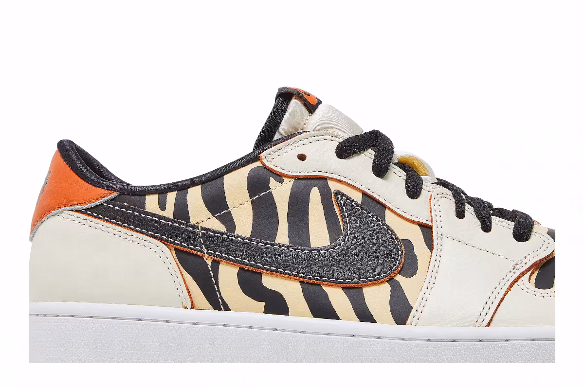 Air Jordan 1 Low OG Chinese New Year - Year Of The Tiger, view 3