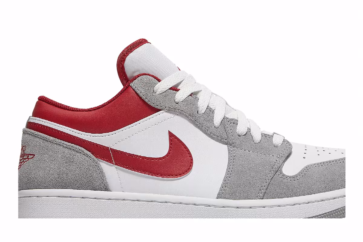 Air Jordan 1 Low SE Light Smoke Grey Gym Red, view 3