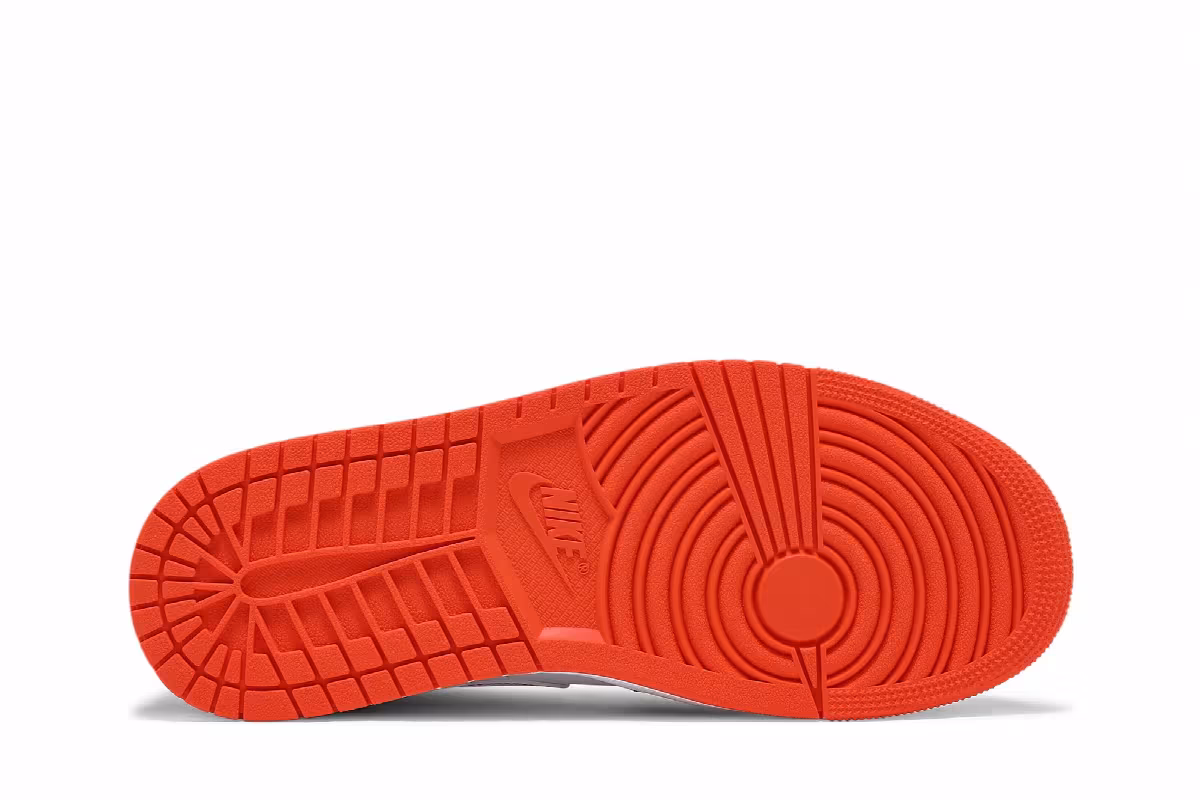 Air Jordan 1 Mid SE Electro Orange, view 5