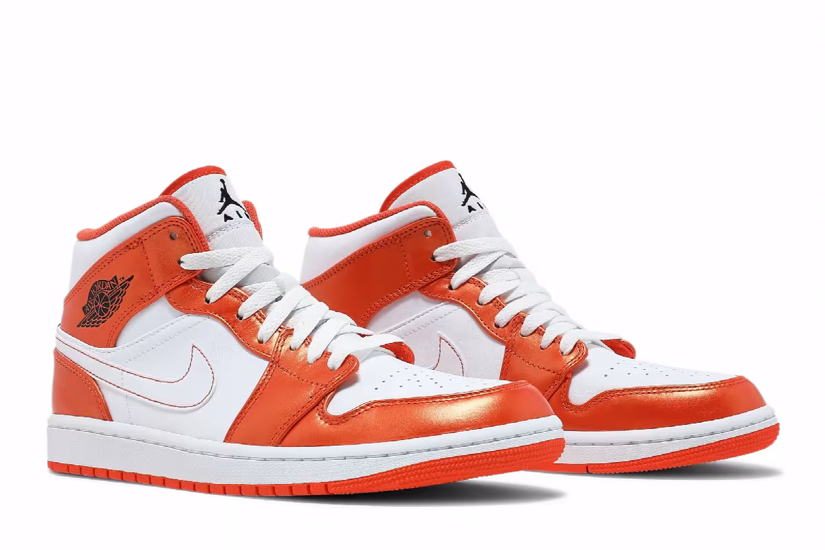 Air Jordan 1 Mid SE Electro Orange, view 9