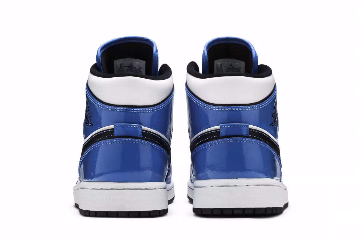 Air Jordan 1 Mid SE Signal Blue, view 7