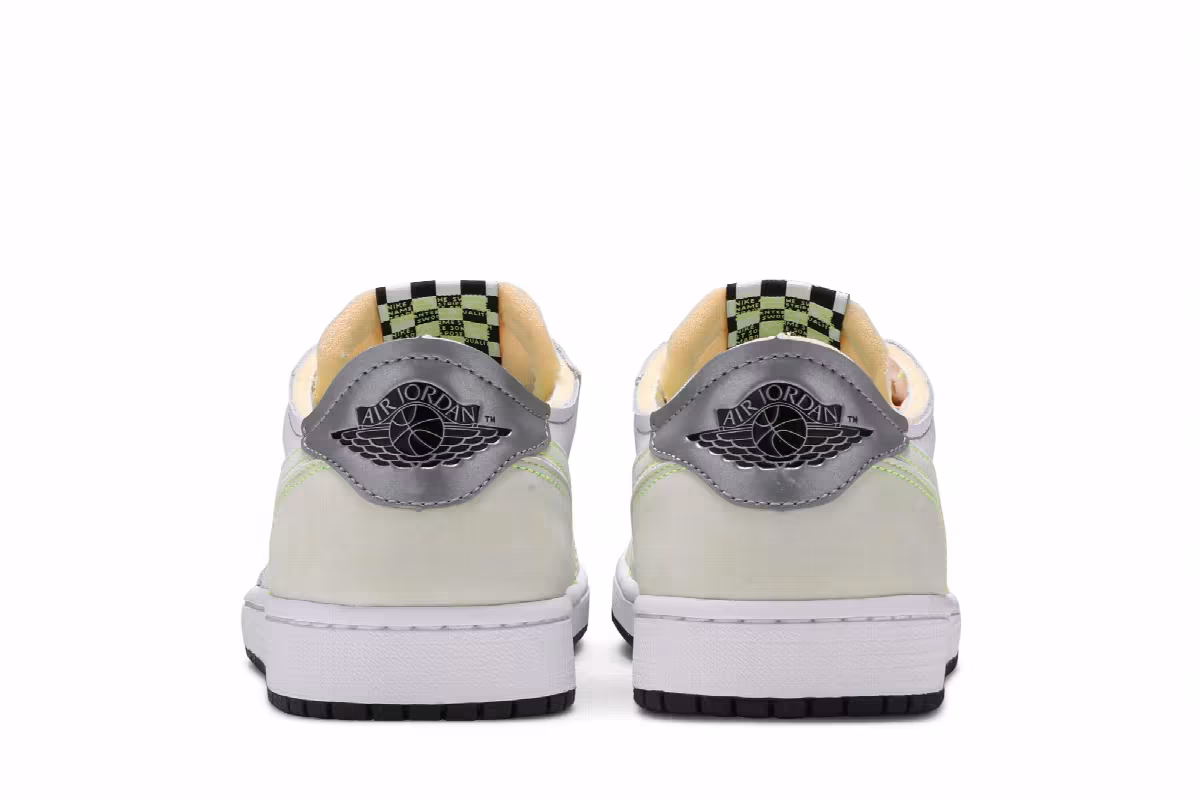 Air Jordan 1 Low OG Ghost Green, view 7