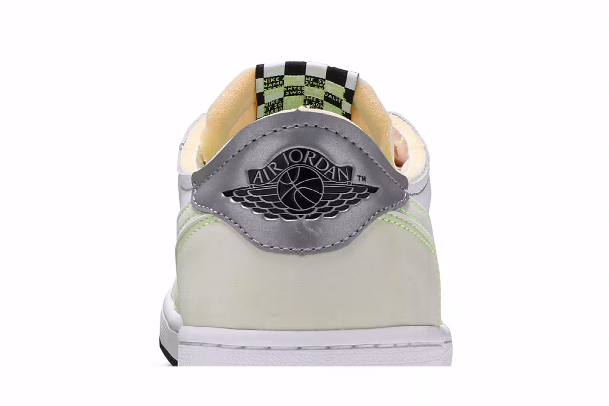 Air Jordan 1 Low OG Ghost Green, view 8