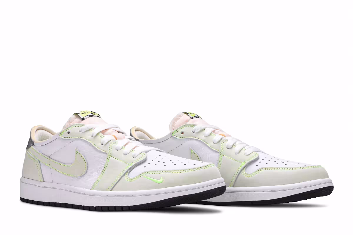 Air Jordan 1 Low OG Ghost Green, view 9