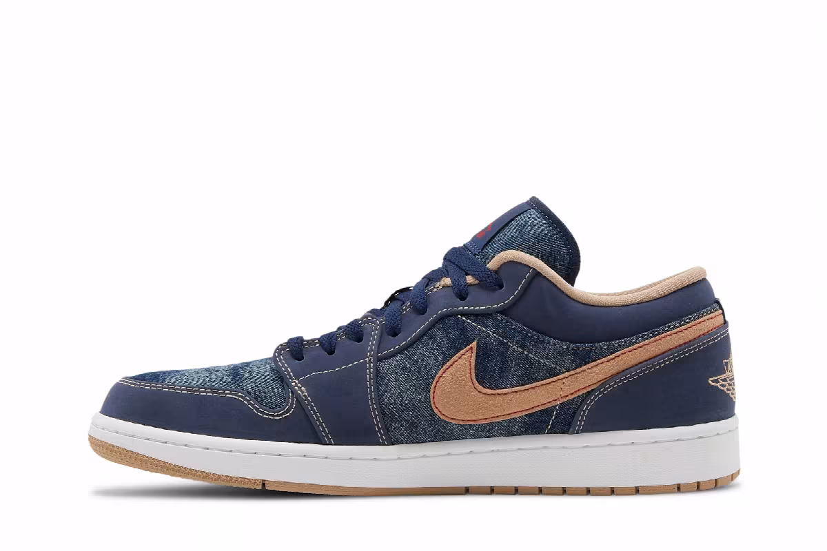 Air Jordan 1 Low SE Denim, view 4