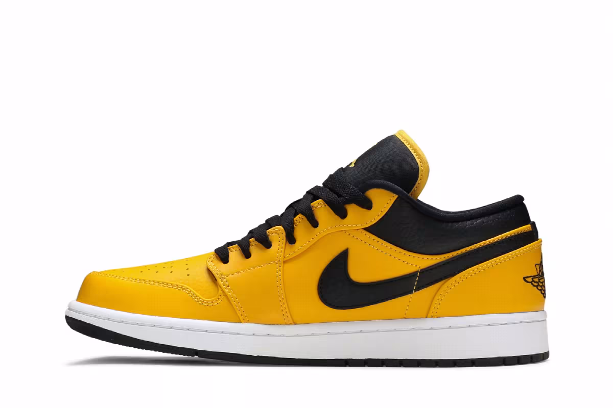 Air Jordan 1 Low University Gold Black, view 4