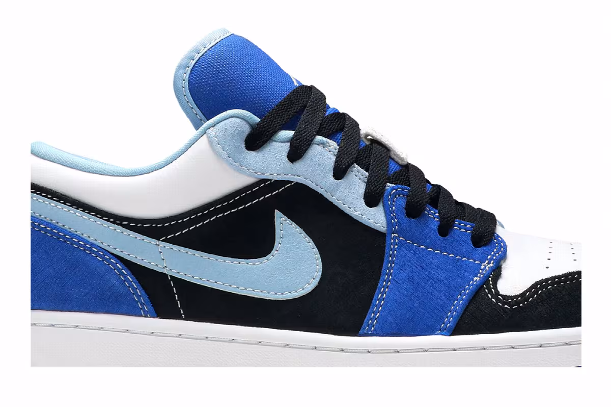 Air Jordan 1 Low SE Racer Blue, view 3