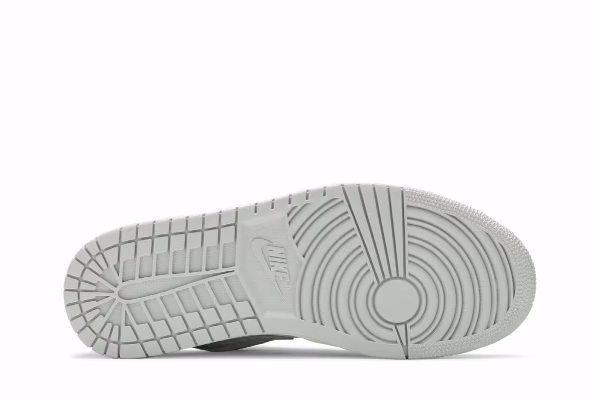 Air Jordan 1 Low Premium Elephant Print, view 5