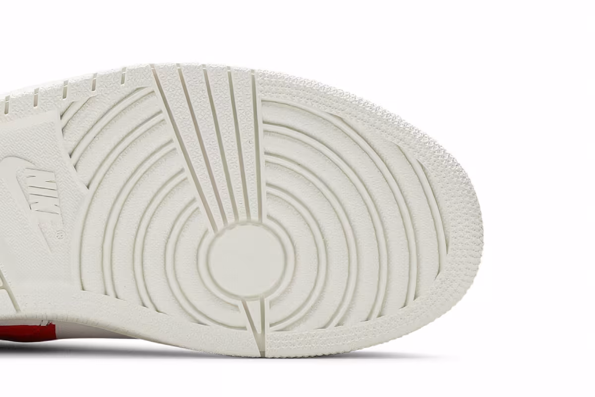 Air Jordan 1 Centre Court Banned, view 6
