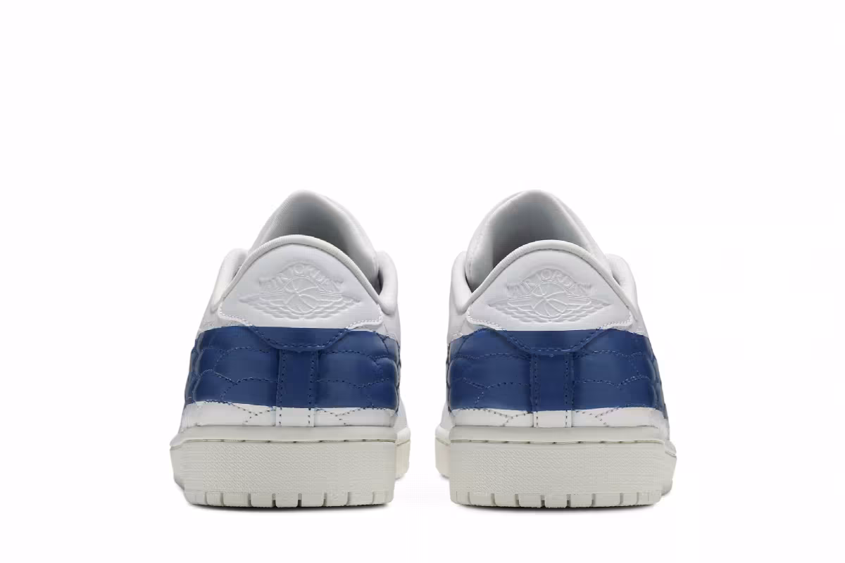 Air Jordan 1 Centre Court Military Blue, view 7